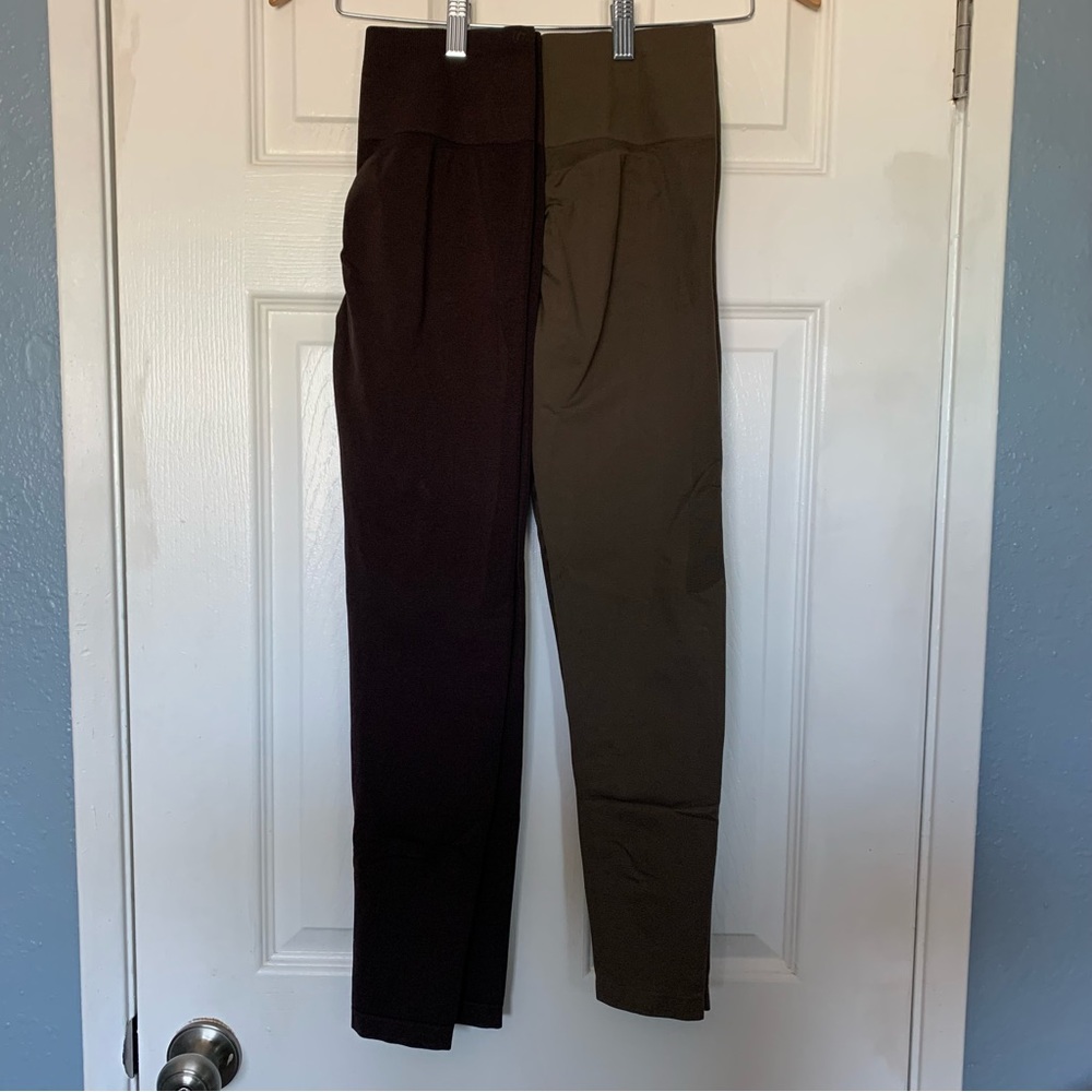 Bundle of Leggings sz: M